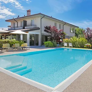 Alloggio per agriturismo La Rocca, Bardolino